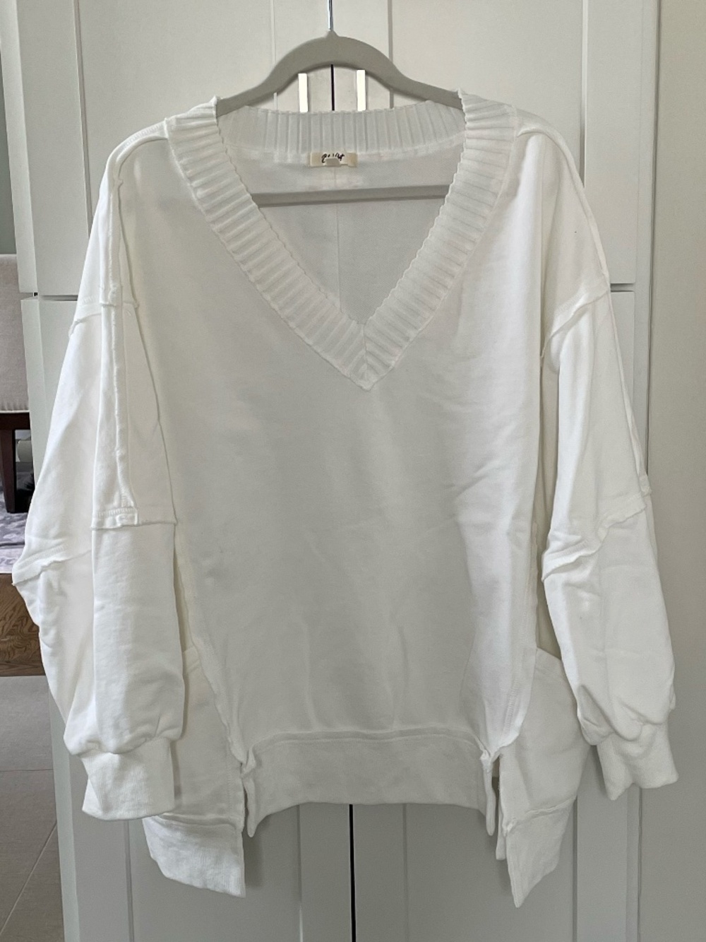 White Sweatshirt by Blue Velvet, Size M